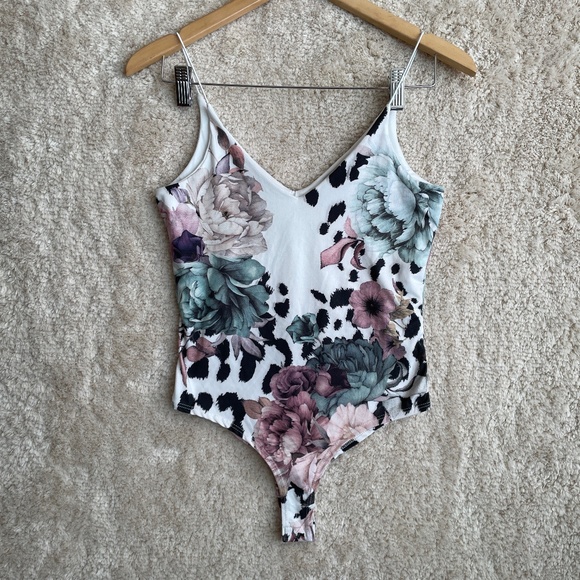 gaze Bodysuit Womens Size S White Floral Tank Top - Picture 1 of 6